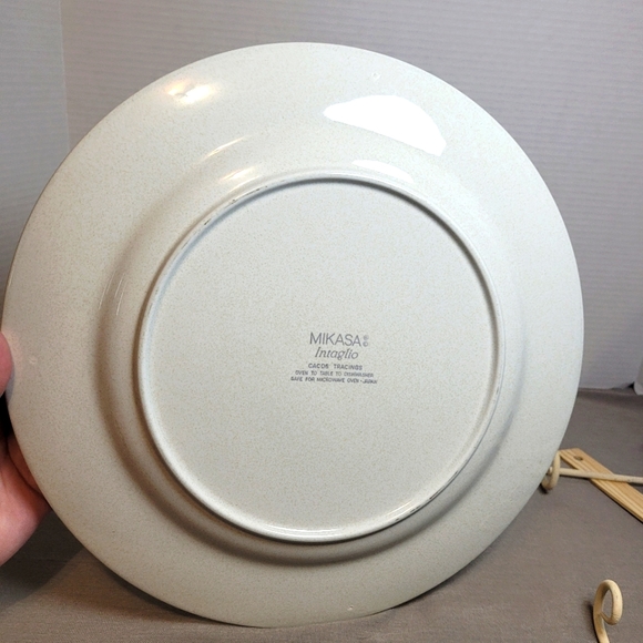 Mikasa Intaglio Tracings Serving Platter - Picture 5 of 10